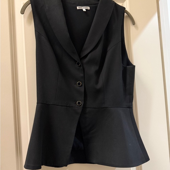 Reformation Top - Picture 2 of 2